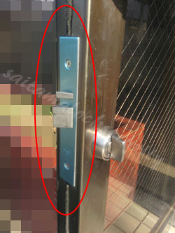 新しいケースロックに交換