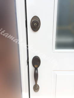 TITAN Kwikset