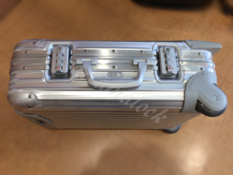 RIMOWAスーツケース