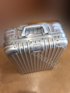 RIMOWA リモワ スーツケース ダイヤル番号 鍵開け 鍵が開かないの施工イメージ