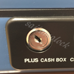 PLUS手提げ金庫