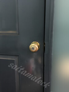 木製玄関ドア TITAN タイタン Kwikset クイックセット 輸入ドアノブ交換 / 世田谷区の施工イメージ