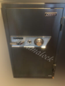 Crown Safe クラウン金庫 ダイヤル解錠 鍵開け / 所沢市の施工イメージ