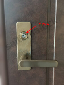分譲マンション MIWA RA レバーハンドル 鍵の交換 / さいたま市 北区の施工イメージ