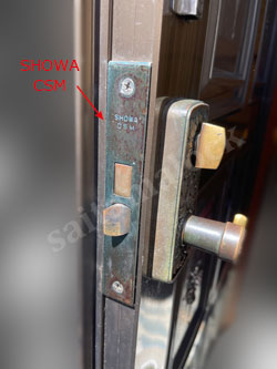SHOWAサムラッチ